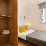 شقة Modern Spacious 3-bedroom With Pool Near *