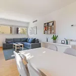 Modern Spacious 3-bedroom With Pool Near * برشلونة