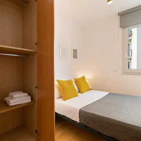 Daire Modern Spacious 3-bedroom With Pool Near *